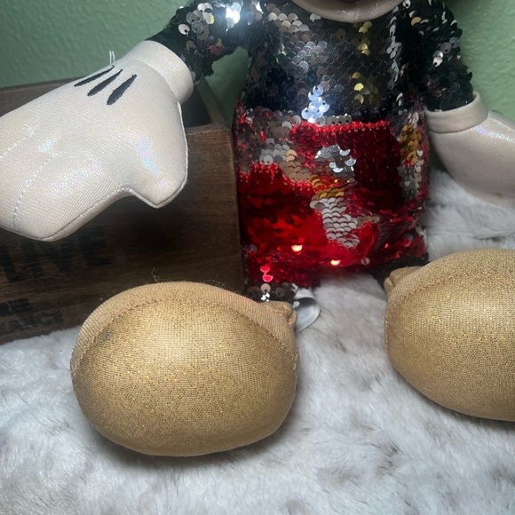 Mickey Mouse Reversible Sequin Plush – Small – 15'' – Special Edition. - Picture 3 of 13